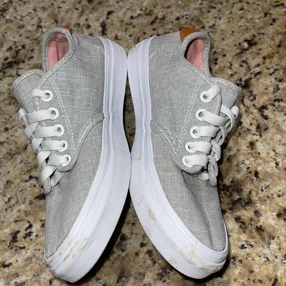 Vans - Picture 4 of 8